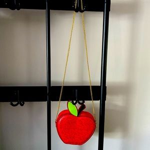 Never worn Snow White bag from Disney parks